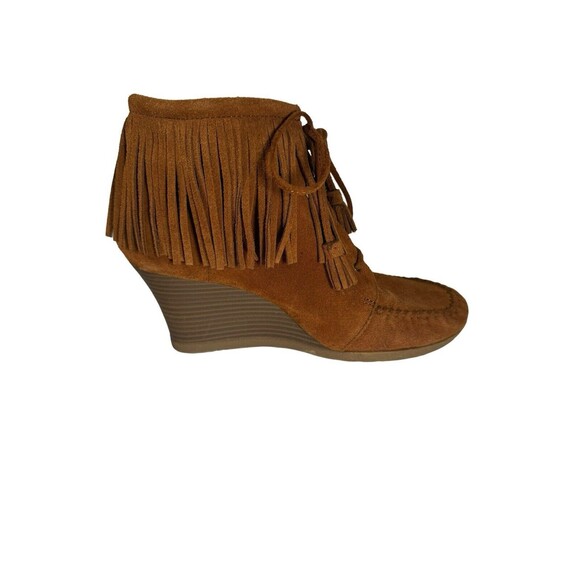 MINNETONKA Brown Suede Fringe Moccasin Wedge Heel Ankle Boots 84022 Size 8.5 - Picture 9 of 16